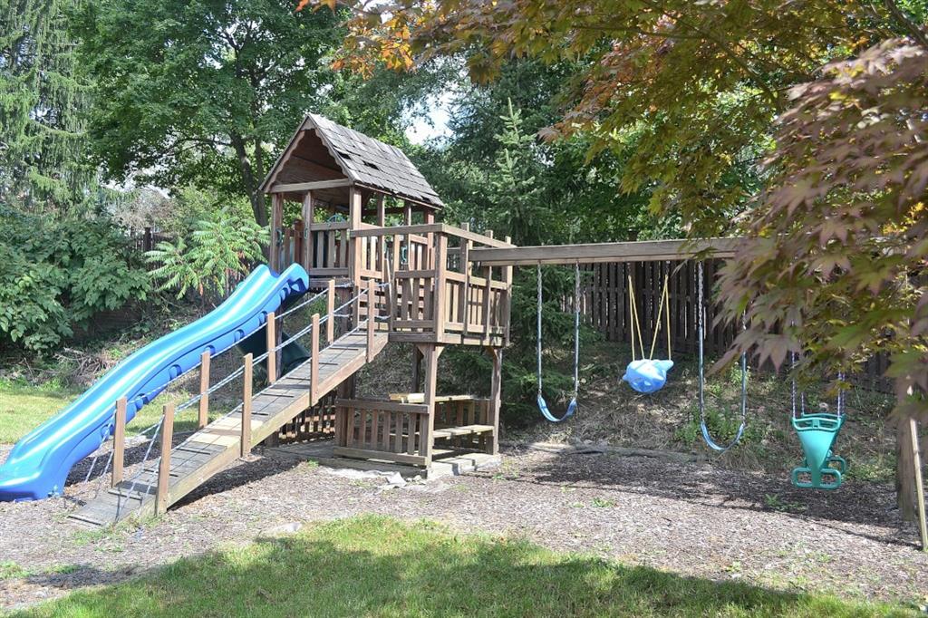 138 Siebert Road Pittsburgh, PA 15237 - Photo 23 of 25 If desired, this playset will remain with the sale of the home.