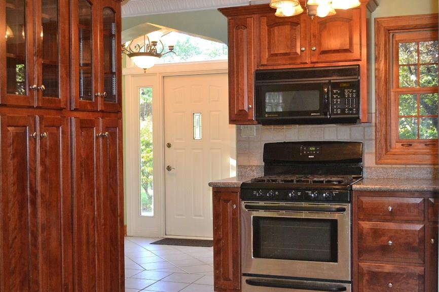 138 Siebert Road Pittsburgh, PA 15237 - Photo 10 of 25 The kitchen has a large pantry with glass front cabinets for showing off your beautiful china and crystal. The kitchen is open to a 9'X7' breakfast area complete with two sky lights, sidelights at the rear door, a new light fixture, and two beautiful windows. What a glorious, bright place for breakfast or your morning coffee!
