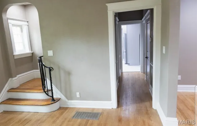 $199,000 | 40 Sunset Court, Pasadena Park, MO 63121