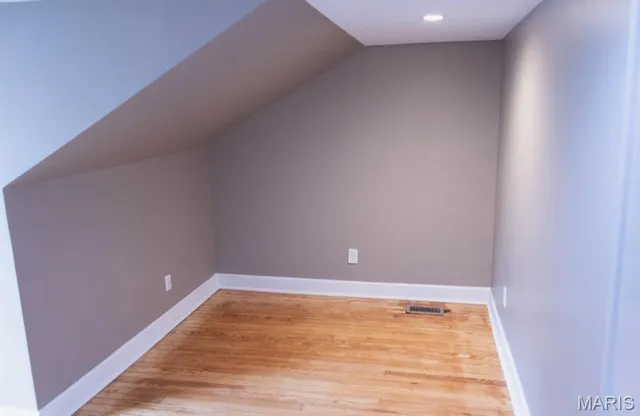 $199,000 | 40 Sunset Court, Pasadena Park, MO 63121