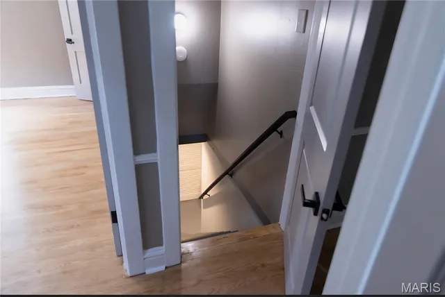 $199,000 | 40 Sunset Court, Pasadena Park, MO 63121