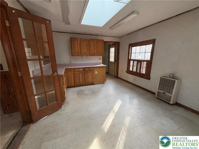 a view of a storage & utility room