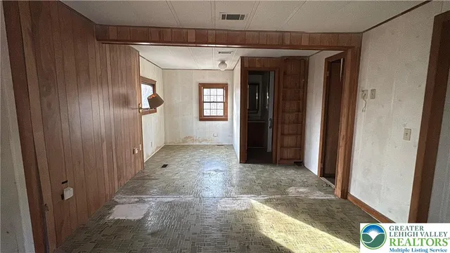 a view of an outdoor space