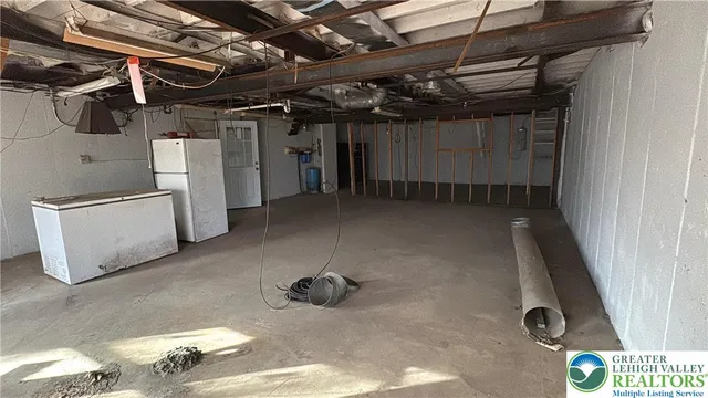 $218,500 | 1433 Deer Path Drive, Walnutport, PA 18088