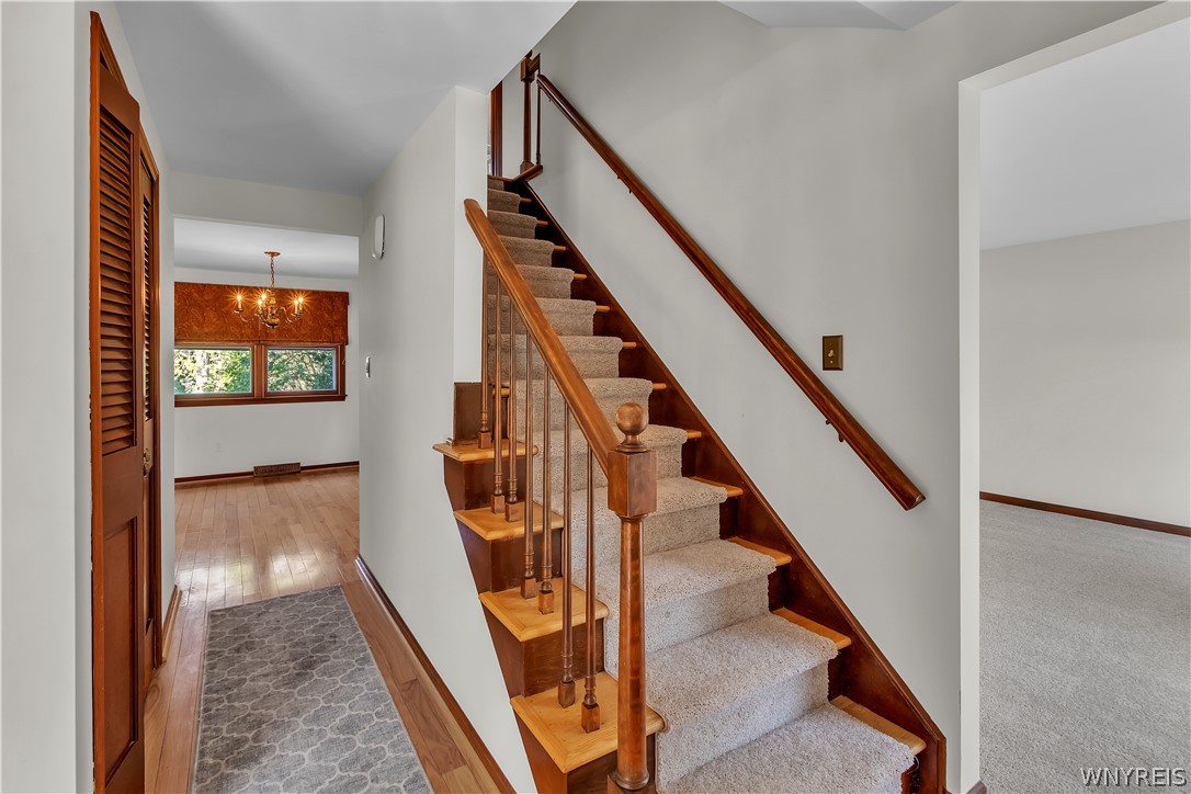 74 Heritage Road West Amherst, NY 14221 - Photo 4 of 42