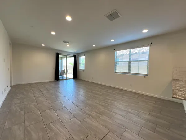 $3,295 | 9408 West Atlantis Way, Tolleson, AZ 85353