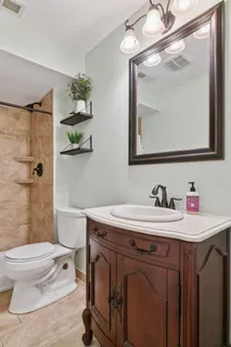 $284,500 | 1042 Pontiac Lane, Chanhassen, MN 55317