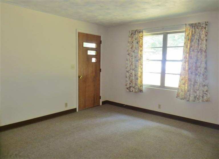 601 Pealer Street Three Rivers, MI 49093 - Photo 9 of 16 Additional Photo