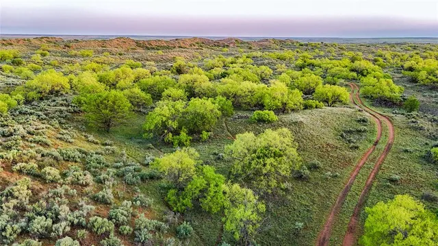 $11,395,000 | 1241 County Road 24, Childress, TX 79201