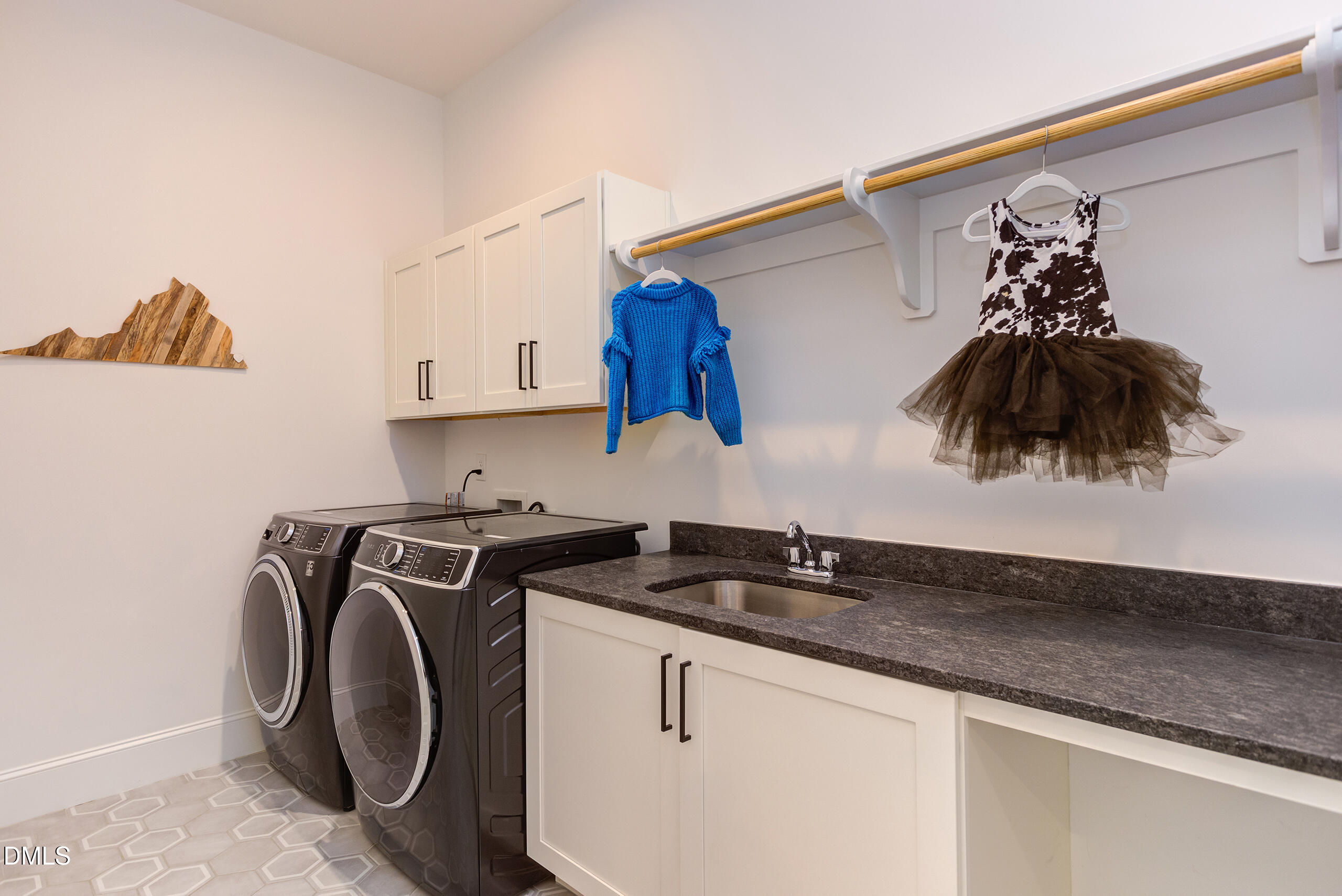 203 Post Oak Road Chapel Hill, NC 27516 - Photo 30 of 52 IMG_5924_5_6