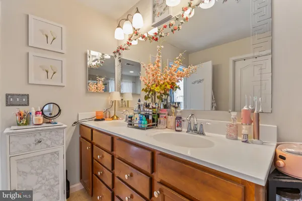 $575,000 | 11668 Marston Moor Lane, Waldorf, MD 20602