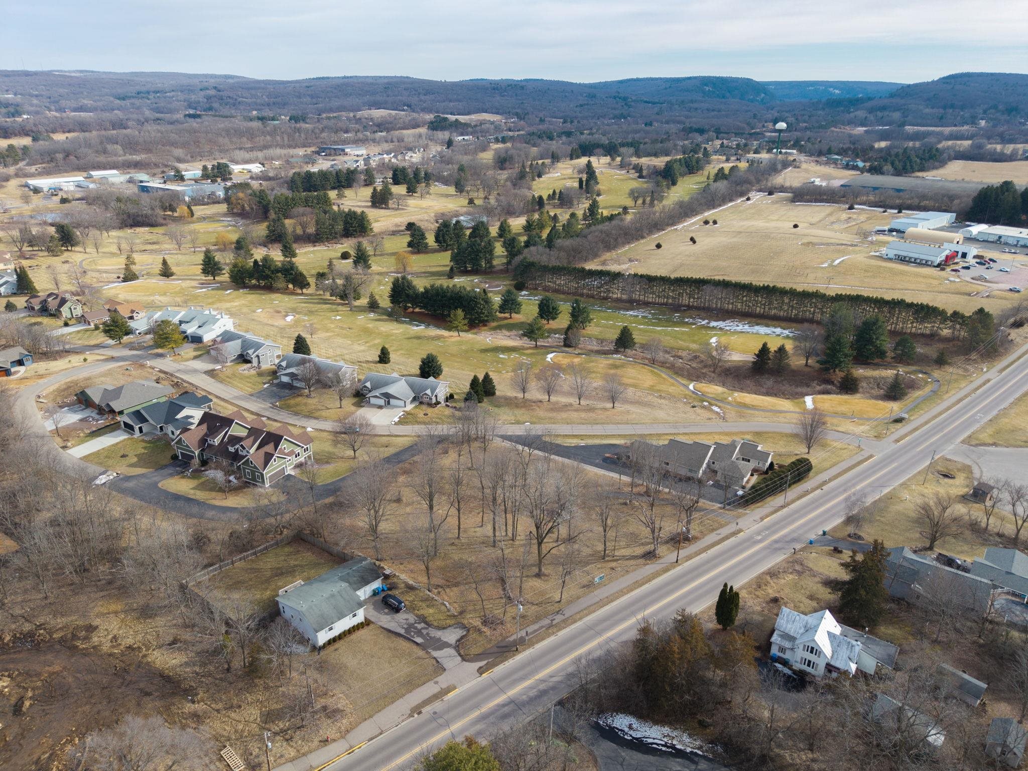 1035 Walnut Street Baraboo, WI 53913 - Photo 11 of 12