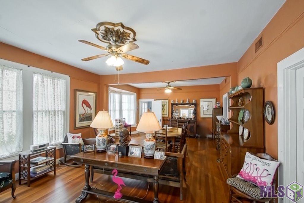 725 Spanish Town Road Baton Rouge, LA 70802 - Photo 4 of 28 Living Room
