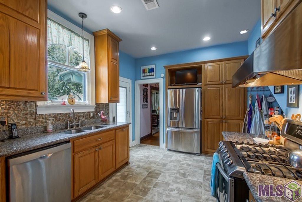 725 Spanish Town Road Baton Rouge, LA 70802 - Photo 9 of 28