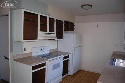 10111 Beecher Road Flushing, MI 48433 - Photo 9 of 14 20132465-8.JPG
