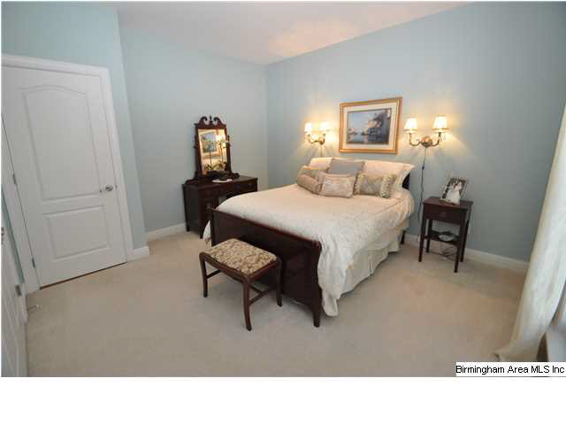 122 Thoroughbred Lane Alabaster, AL 35007 - Photo 3 of 4