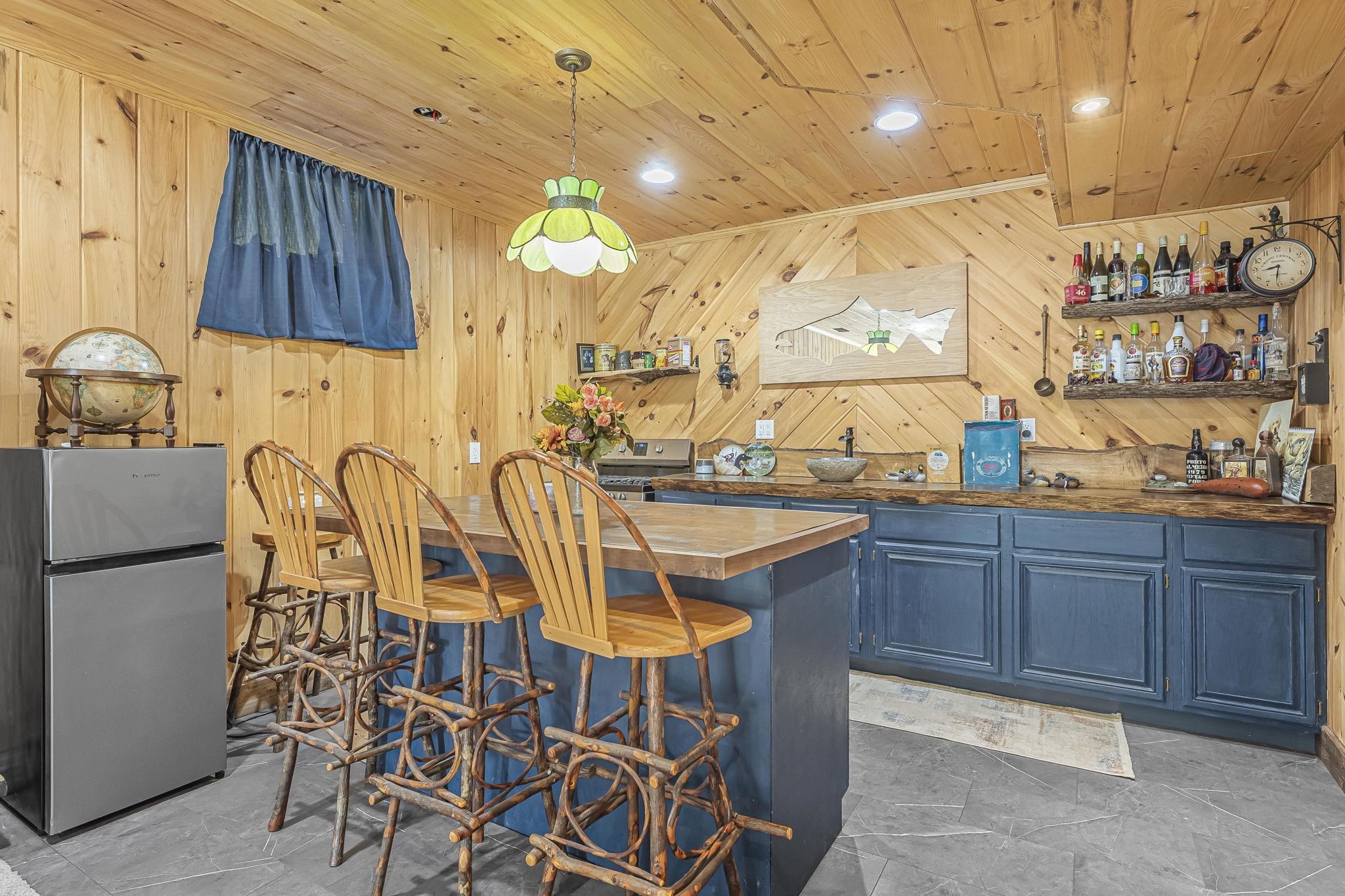 390 South Marshall Road Beulah, MI 49617 - Photo 37 of 83