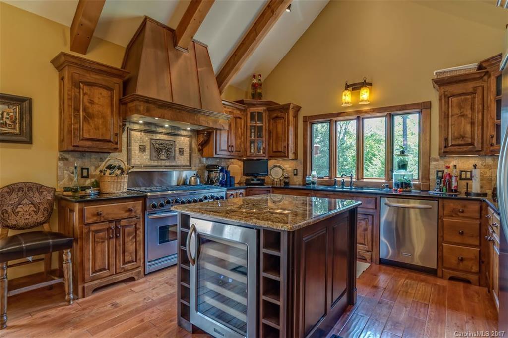 394 Rachel Bell Road Mill Spring, NC 28756 - Photo 4 of 24