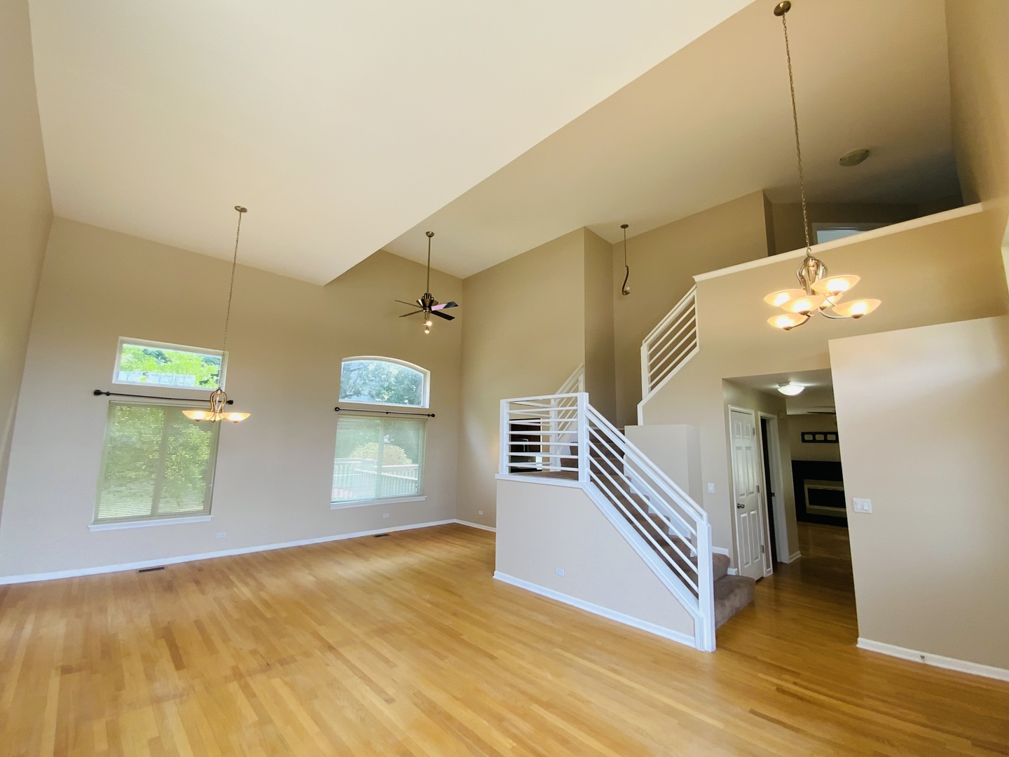 735 Ravinia Drive Gurnee, IL 60031 - Photo 13 of 34 Gallery Image 13