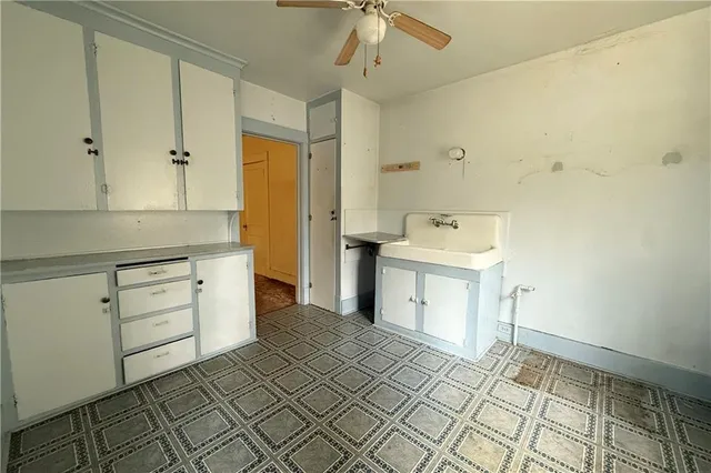 $99,900 | 545-625 Davis Street, Sharon, PA 16146