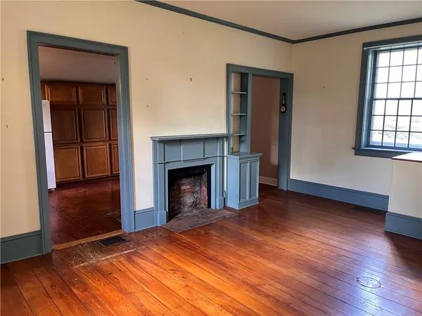 $2,700 | 410 North Main Street, Canandaigua City, NY 14424