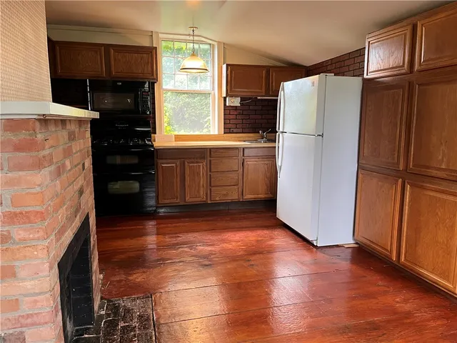 $2,700 | 410 North Main Street, Canandaigua City, NY 14424