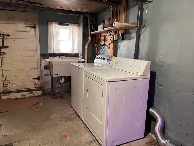 $2,700 | 410 North Main Street, Canandaigua City, NY 14424