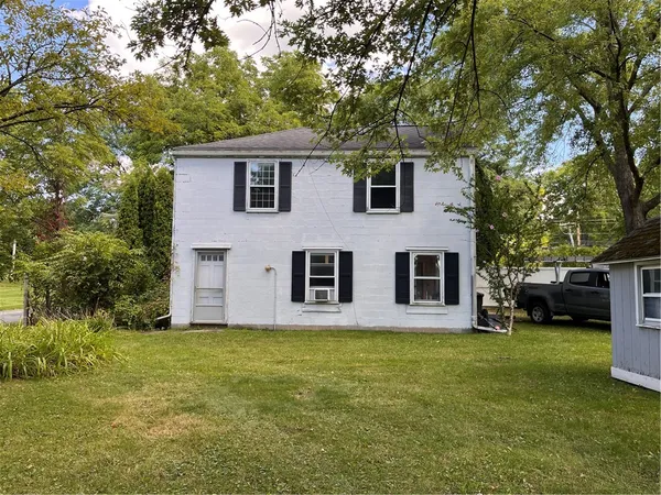 $2,700 | 410 North Main Street, Canandaigua City, NY 14424