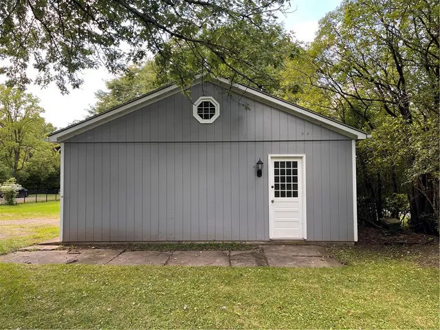 $2,700 | 410 North Main Street, Canandaigua City, NY 14424