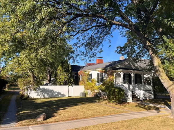 $2,700 | 410 North Main Street, Canandaigua City, NY 14424