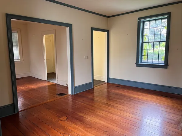 $2,700 | 410 North Main Street, Canandaigua City, NY 14424