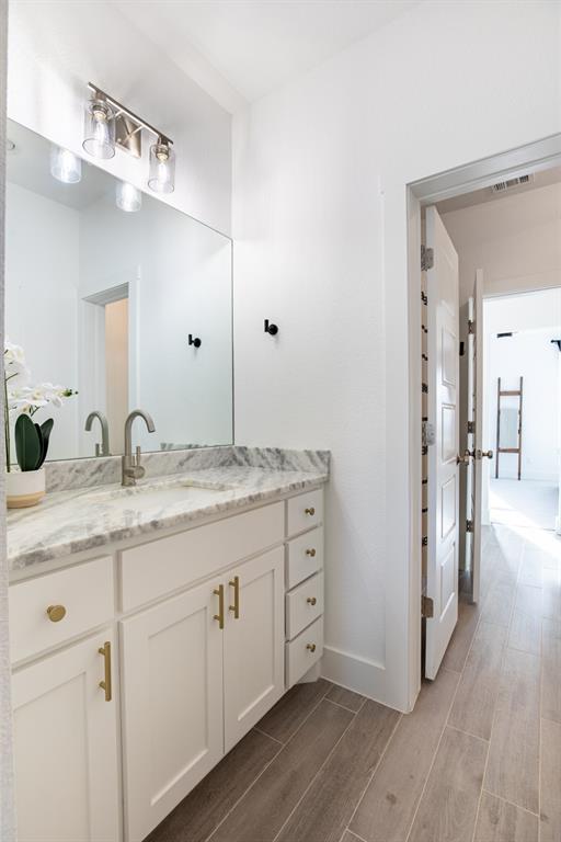 111 Bluegrass Trail Springtown, TX 76082 - Photo 29 of 37 Jack and Jill bath with 2 vanity rooms, and separate bathing room.