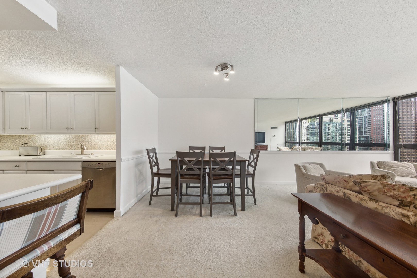 360 East Randolph Street, Unit 2207 Chicago, IL 60601 - Photo 8 of 29