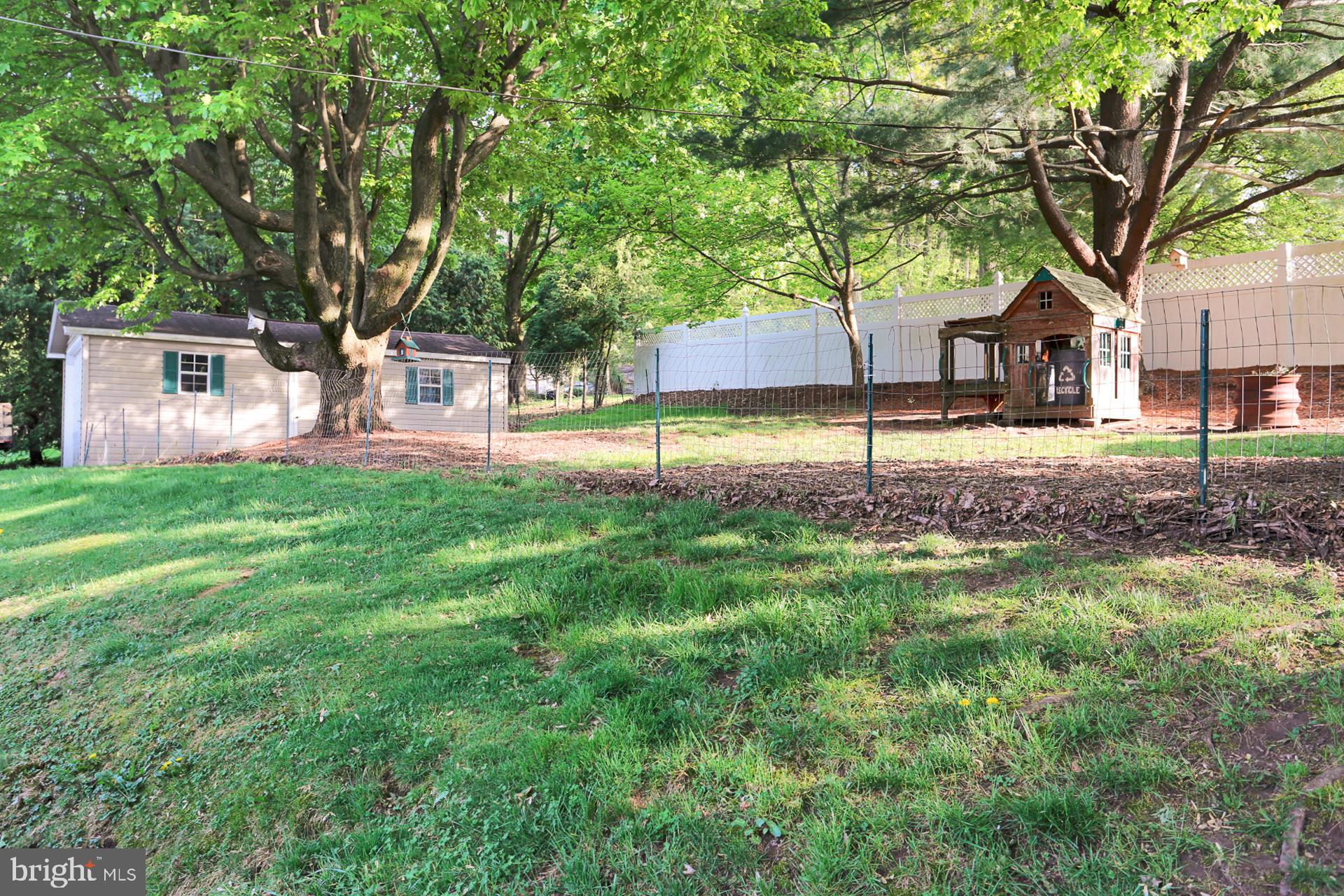 2004 Cedar Top Road Reading, PA 19607 - Photo 19 of 19