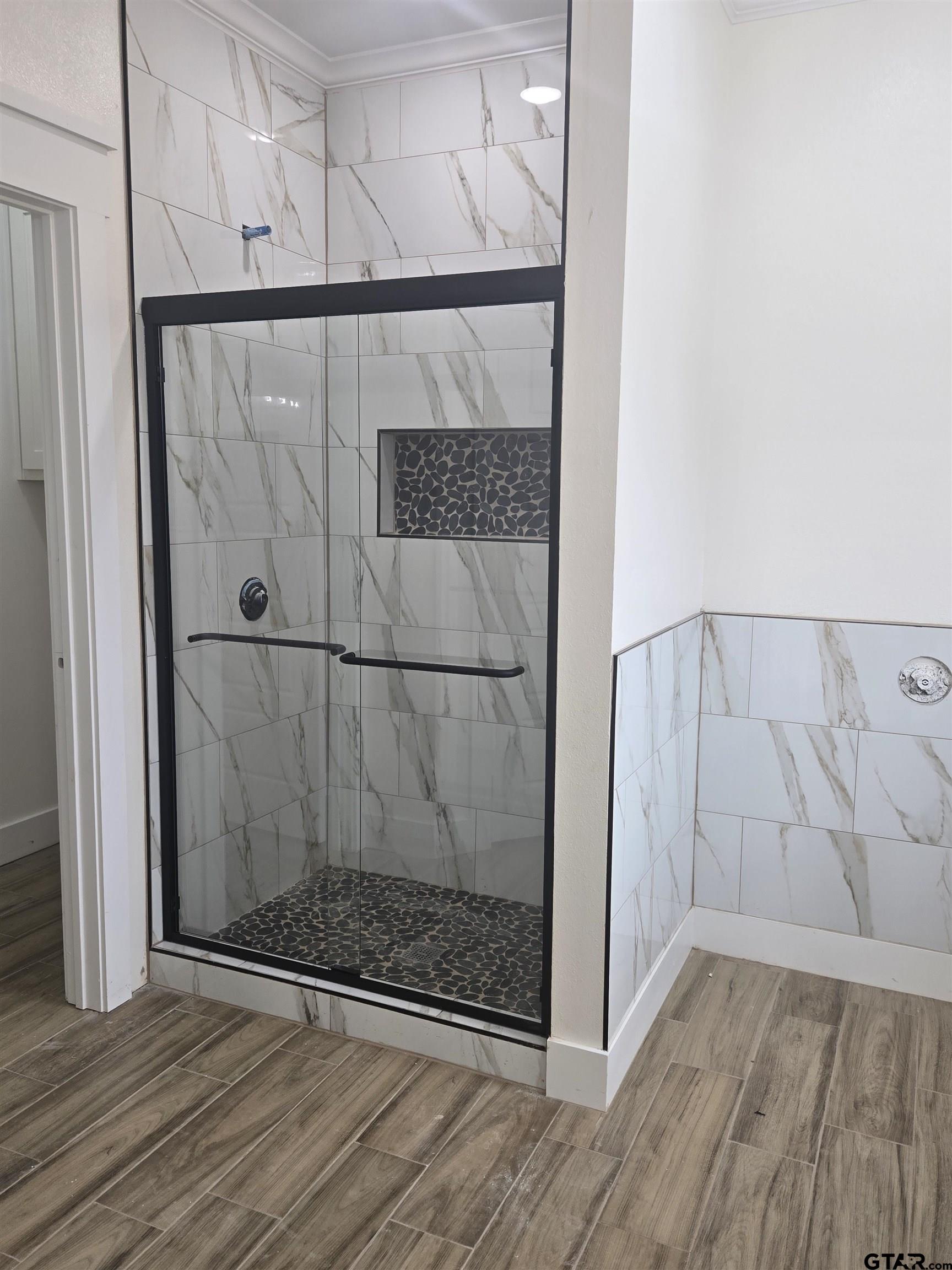 7227 Cr 485 Tyler Tx 75706 Tyler, TX 75706 - Photo 19 of 23 a view of a door