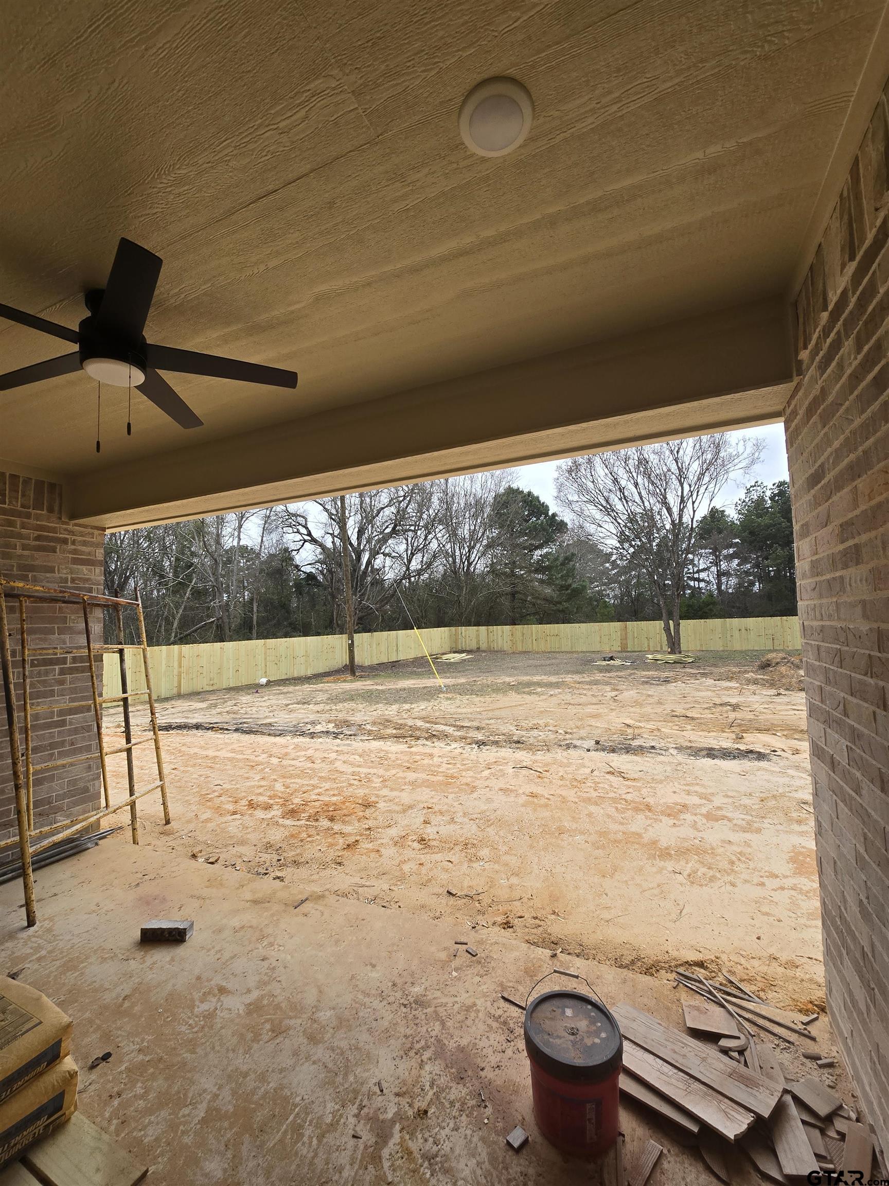 7227 Cr 485 Tyler Tx 75706 Tyler, TX 75706 - Photo 22 of 23 a view of water heater and room