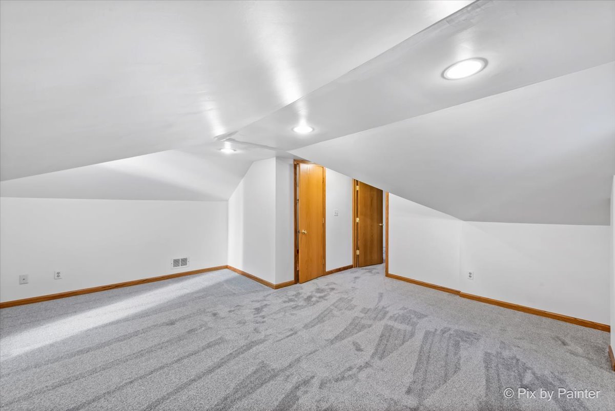 322 West Dowell Road McHenry, IL 60051 - Photo 25 of 40 a view of an empty room