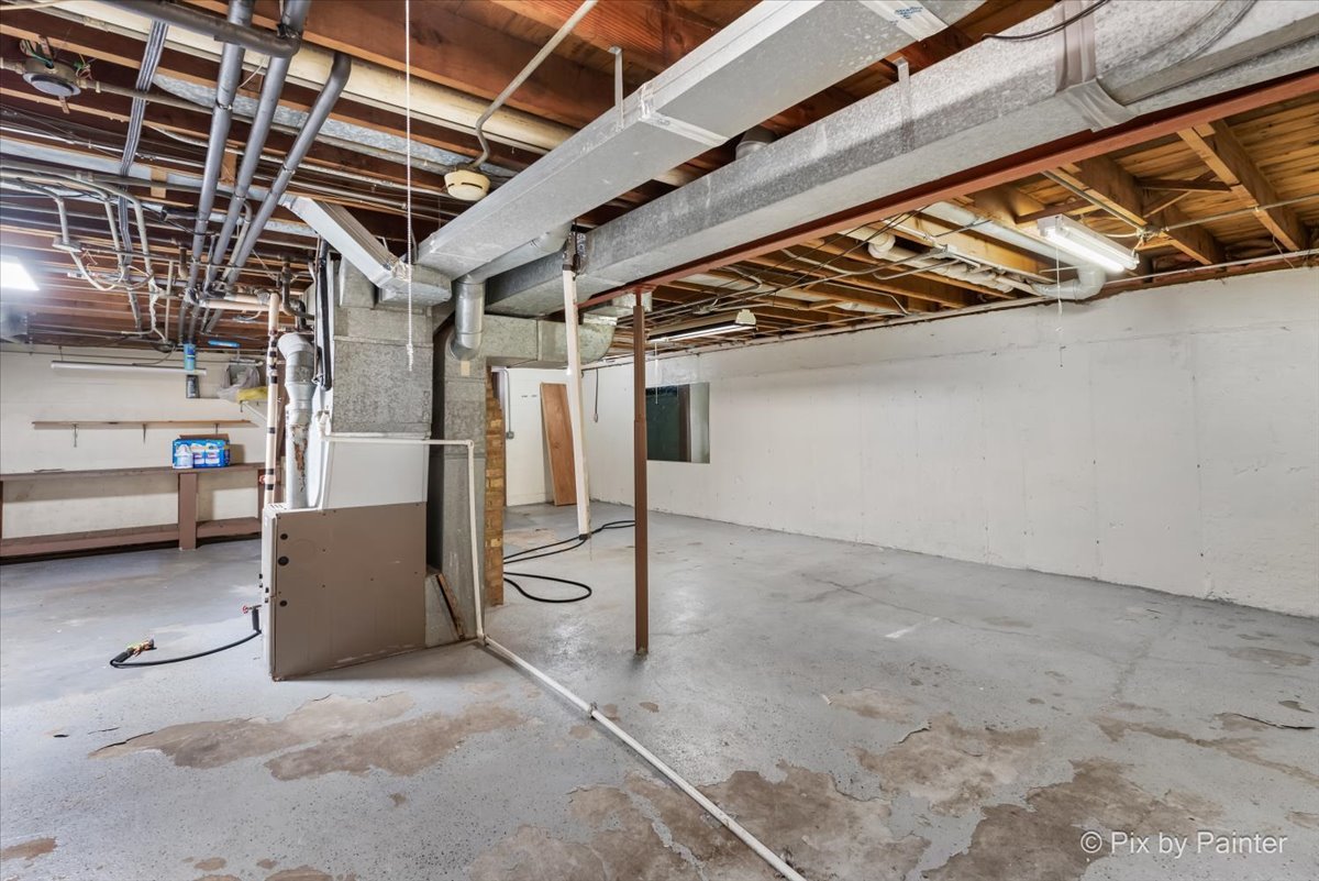 322 West Dowell Road McHenry, IL 60051 - Photo 30 of 40 a view of parking