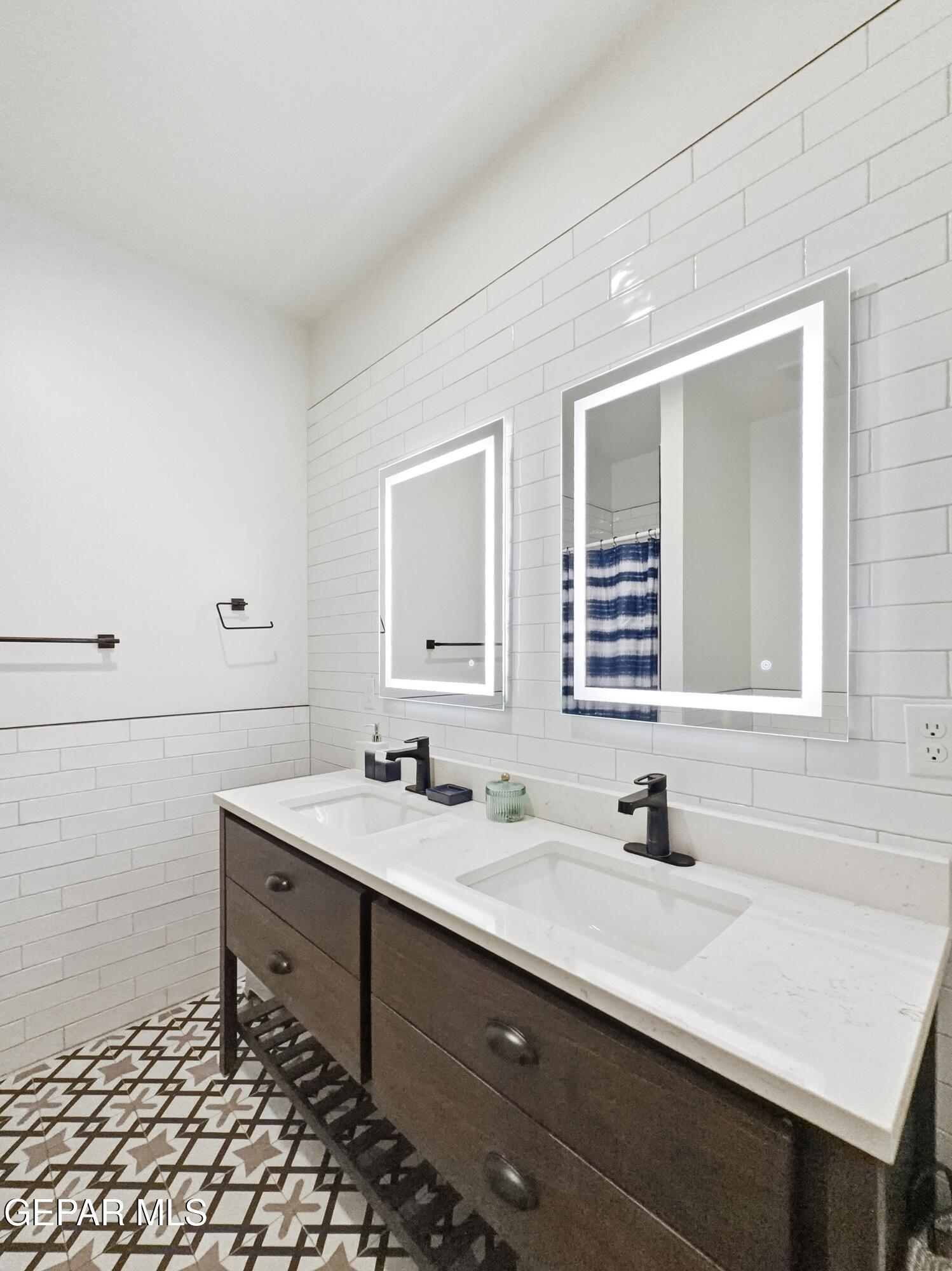 871 Country Club Road, Unit 5B El Paso, TX 79932 - Photo 23 of 52 image00010