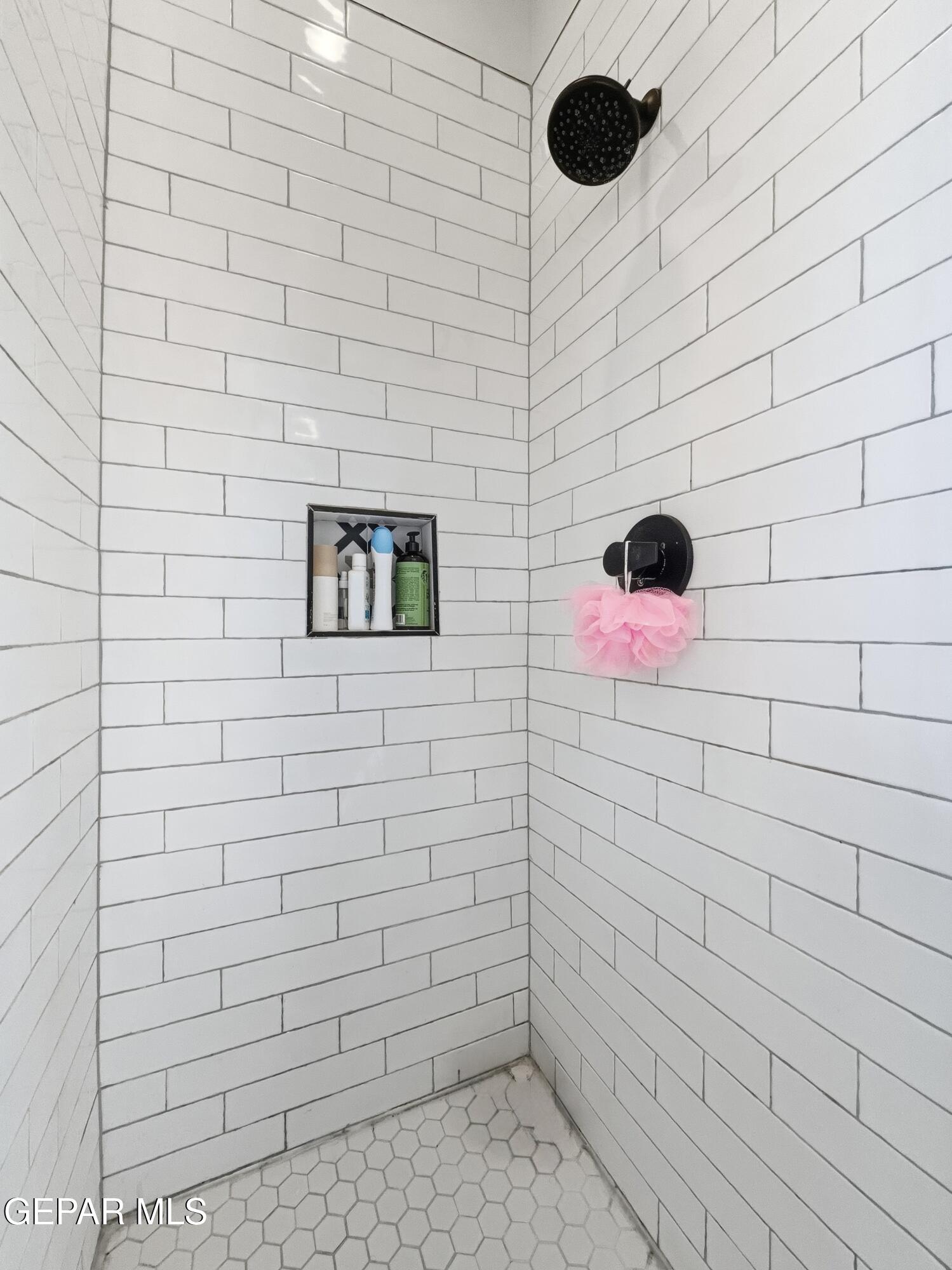 871 Country Club Road, Unit 5B El Paso, TX 79932 - Photo 34 of 52 image00042