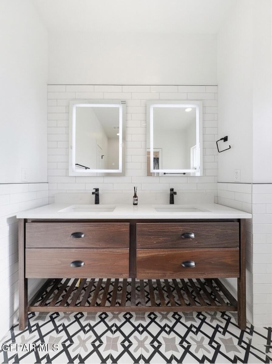 871 Country Club Road, Unit 5B El Paso, TX 79932 - Photo 43 of 52 image00006