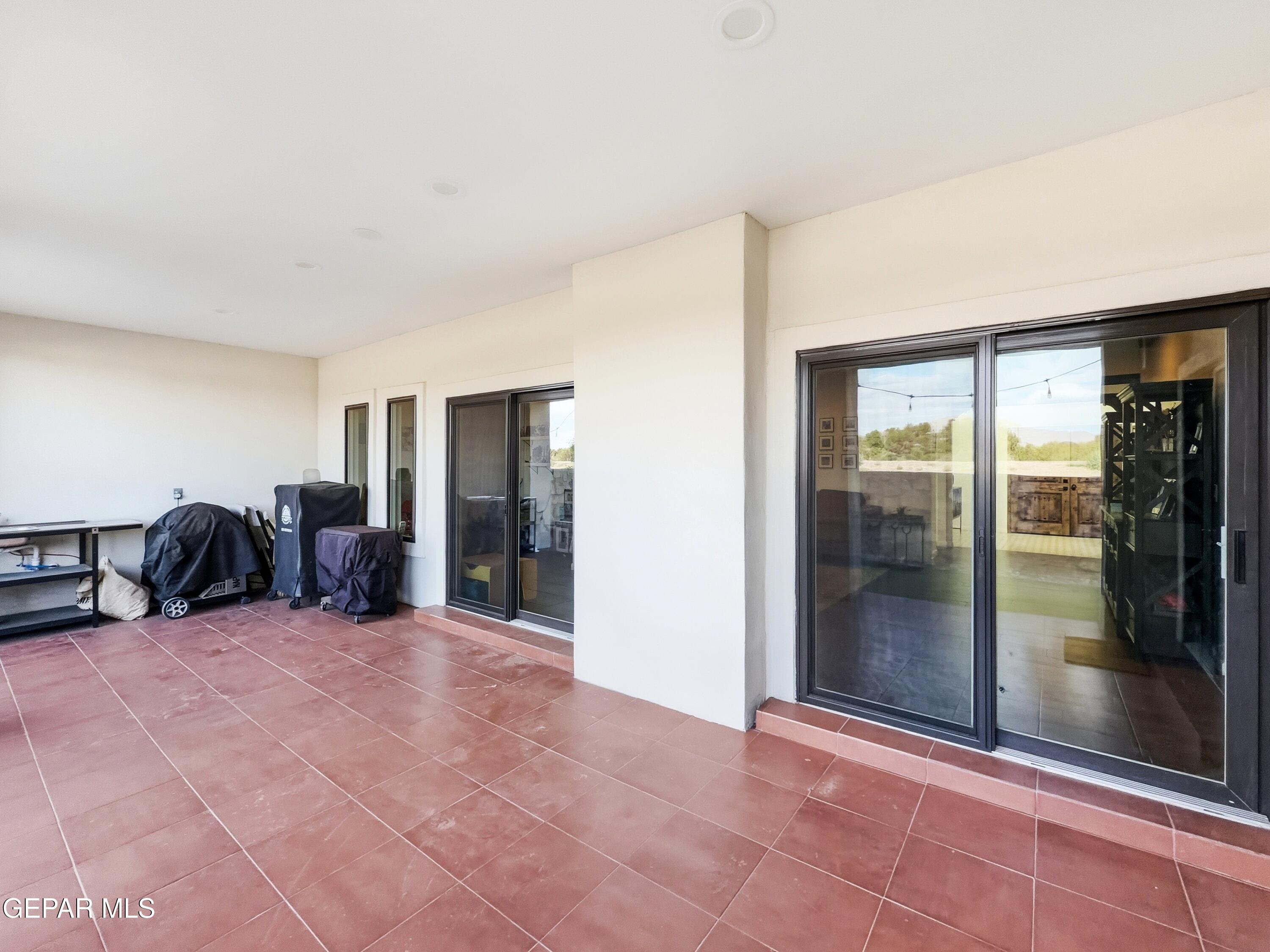 871 Country Club Road, Unit 5B El Paso, TX 79932 - Photo 47 of 52 image00015