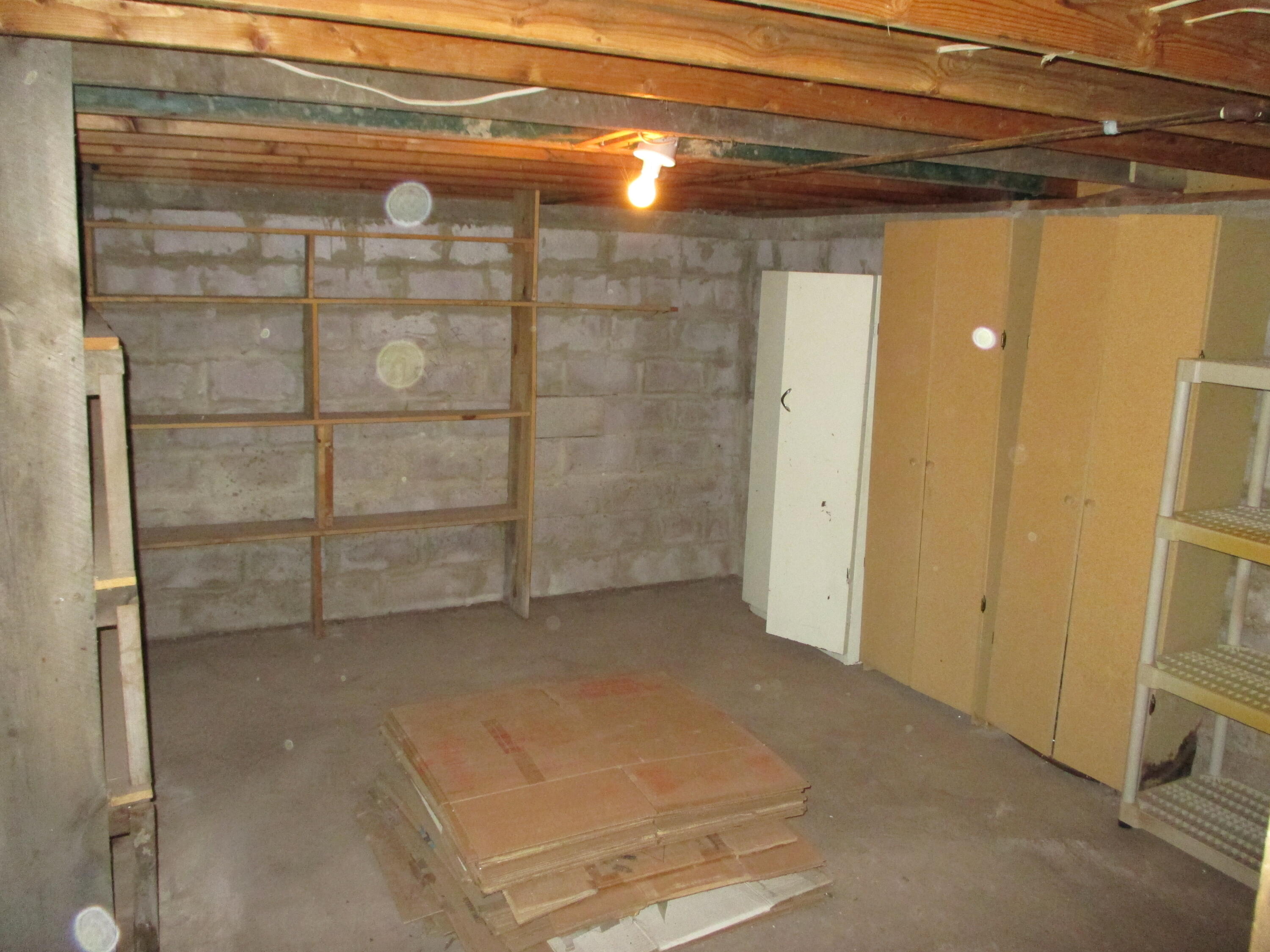 76 West Center Street Hatch, UT 84735 - Photo 21 of 25 Basement door