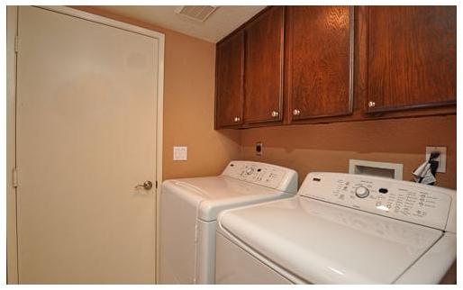 768 Fieldstone Lane Encinitas, CA 92024 - Photo 10 of 14 Laundry Room