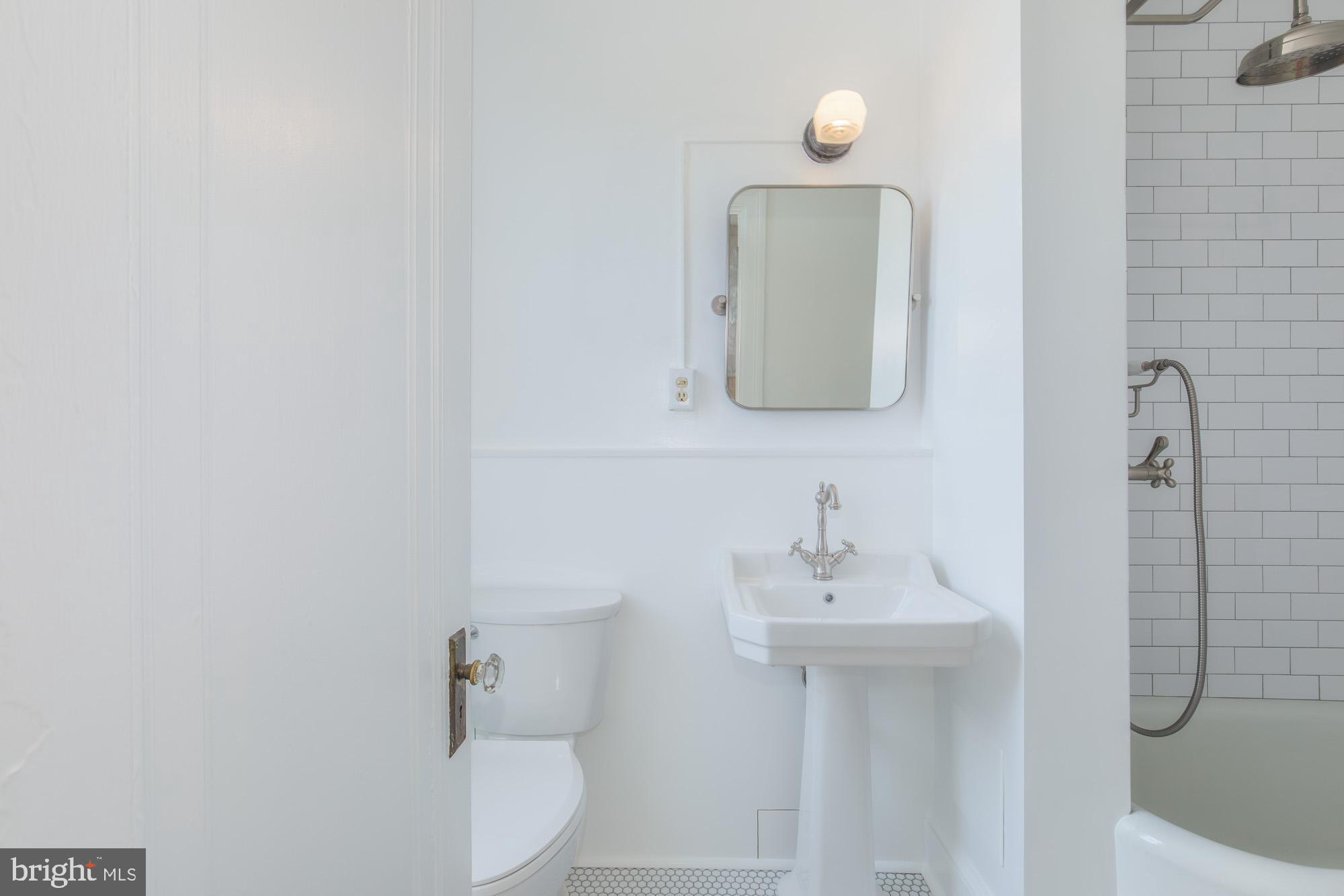 1915 16th Street Northwest, Unit 604 Washington, DC 20009 - Photo 25 of 31