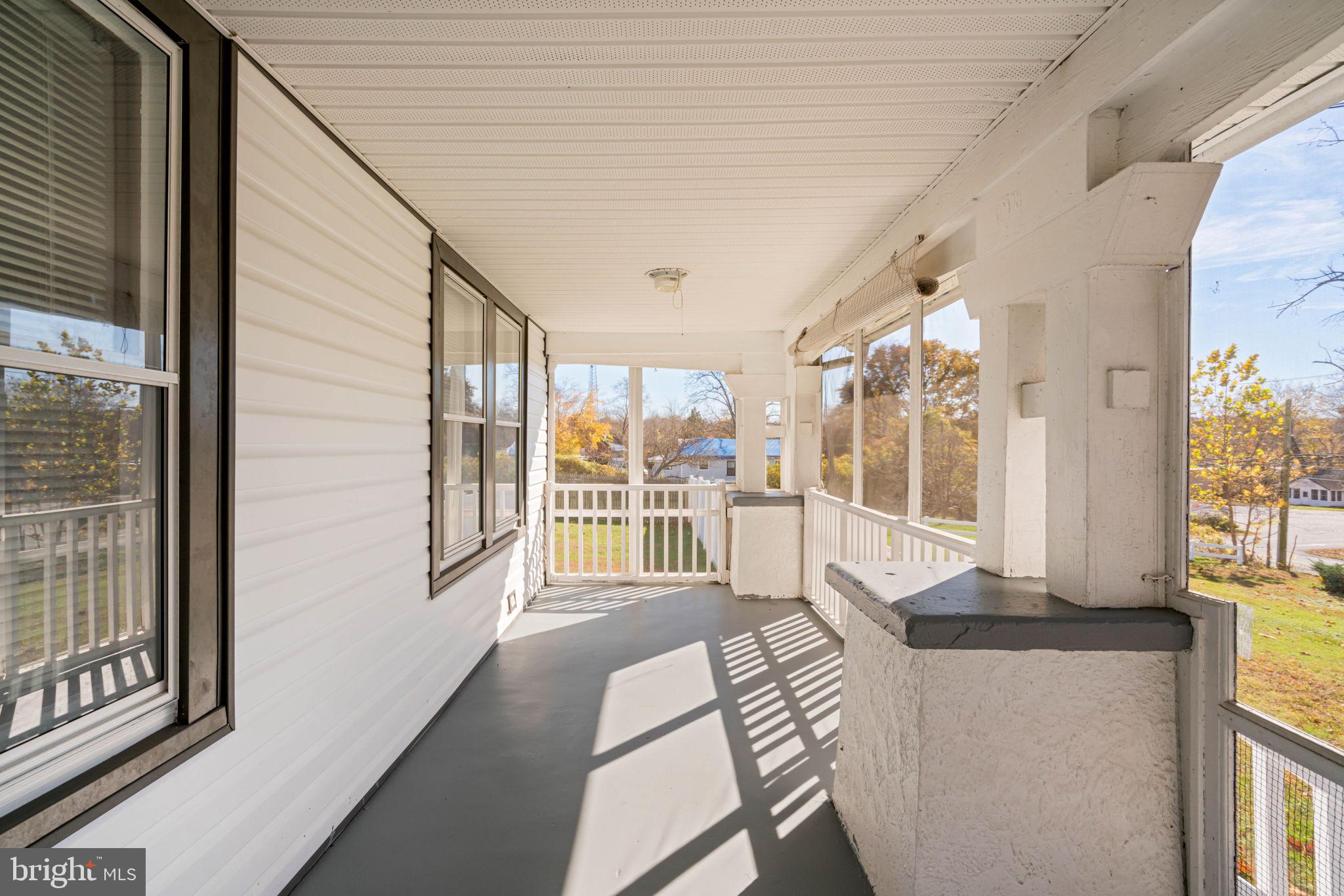 10706 Livingston Road Fort Washington, MD 20744 - Photo 5 of 42 Porch