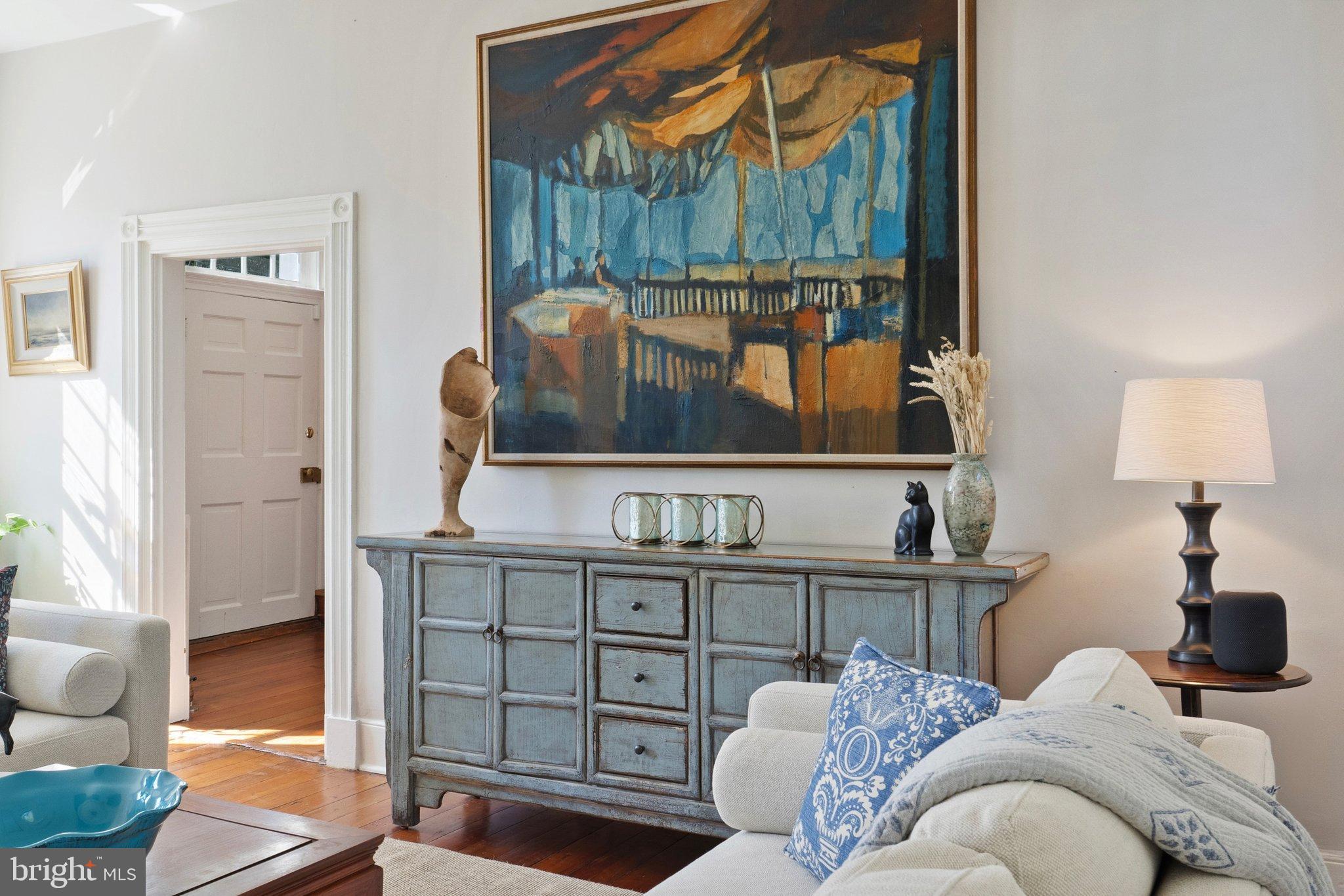 677 Federal Street Paris, VA 20130 - Photo 16 of 82 a living room with furniture a lamp and a window