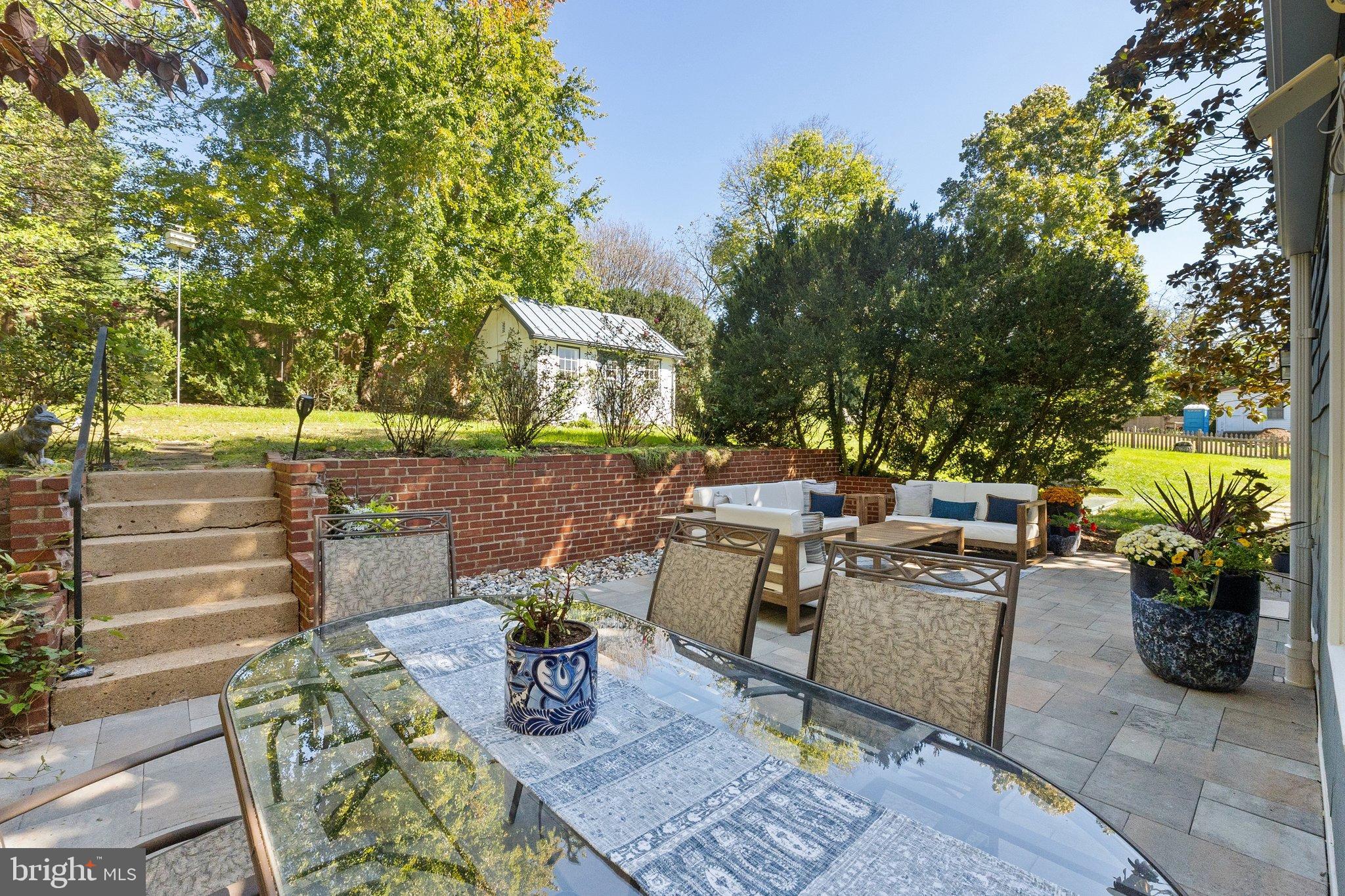 677 Federal Street Paris, VA 20130 - Photo 56 of 82 a view of a backyard with sitting area