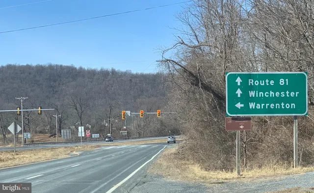 $725,000 | 677 Federal Street, Paris, VA 20130