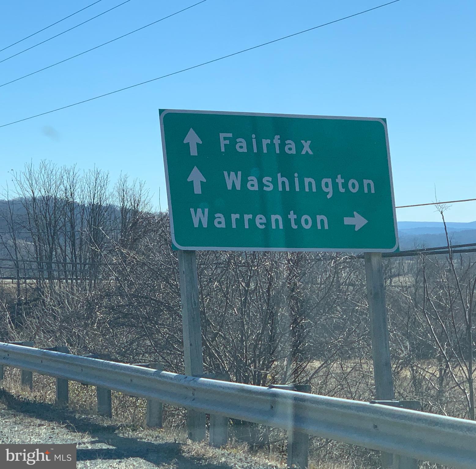 677 Federal Street Paris, VA 20130 - Photo 80 of 82 a sign on the side of a building